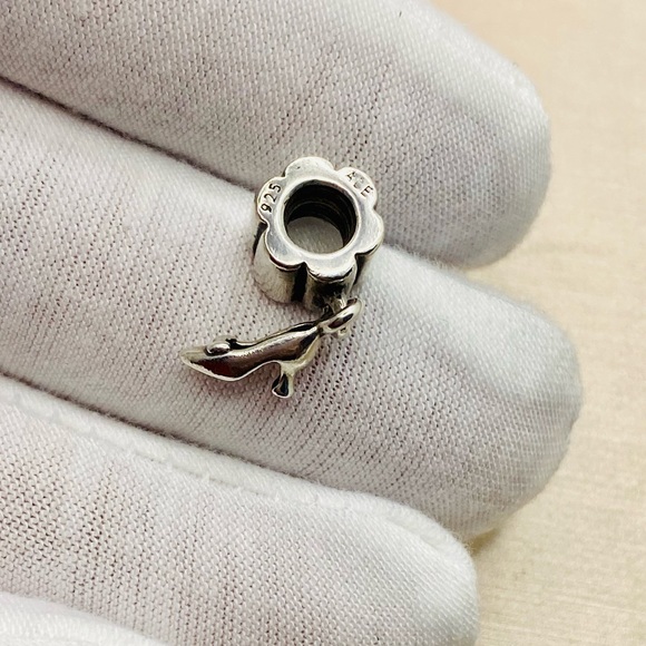 EUC Pandora 790420 Sterling Silver Stiletto Shoe Dangle Charm - Picture 5 of 10